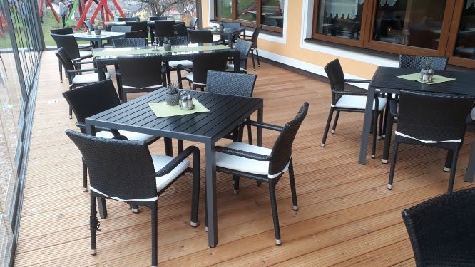 Lärche,gerillt,24x142mm